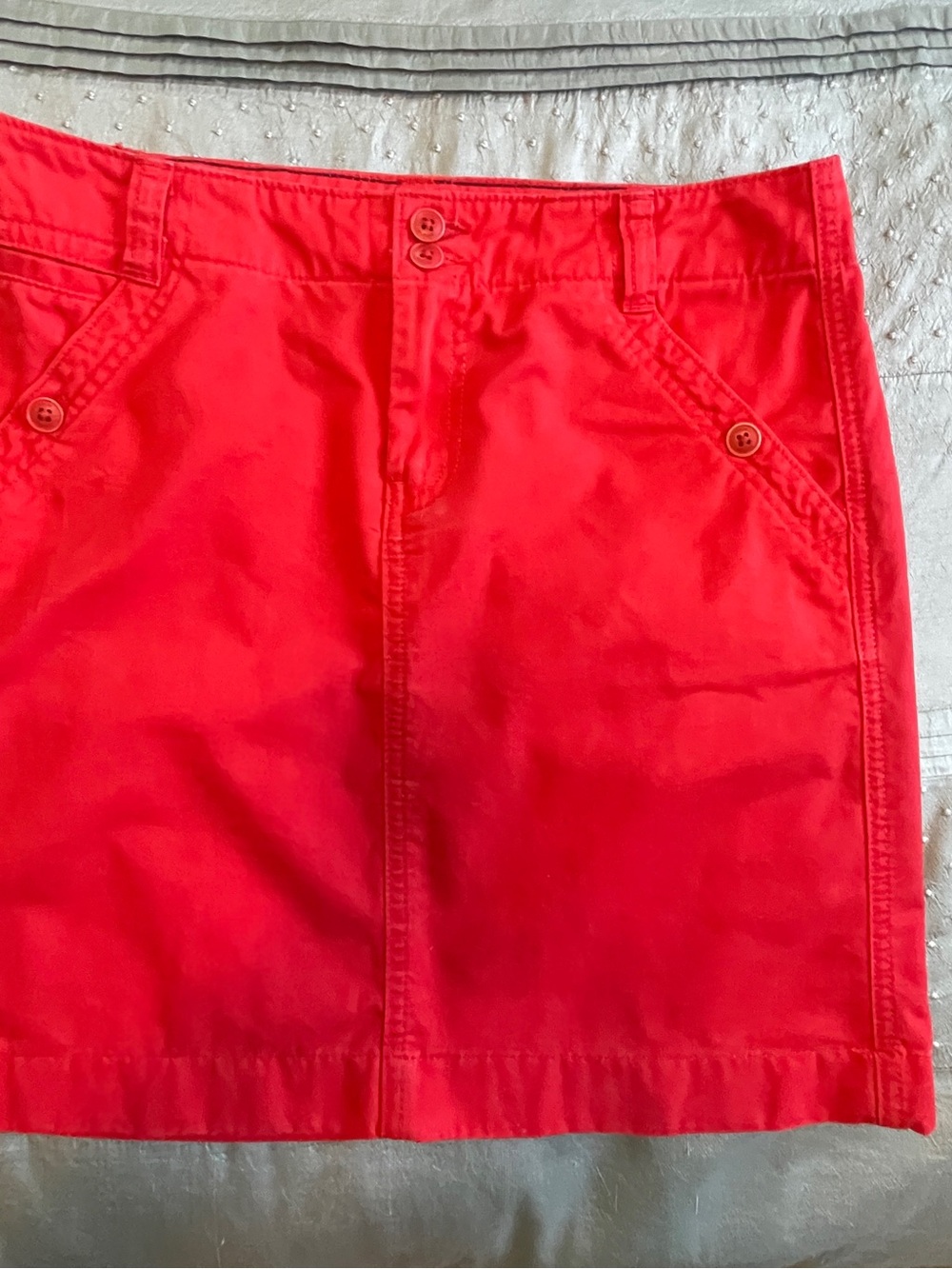 Tommy Hilfiger Red Button-Denim Mini Skirt size 2